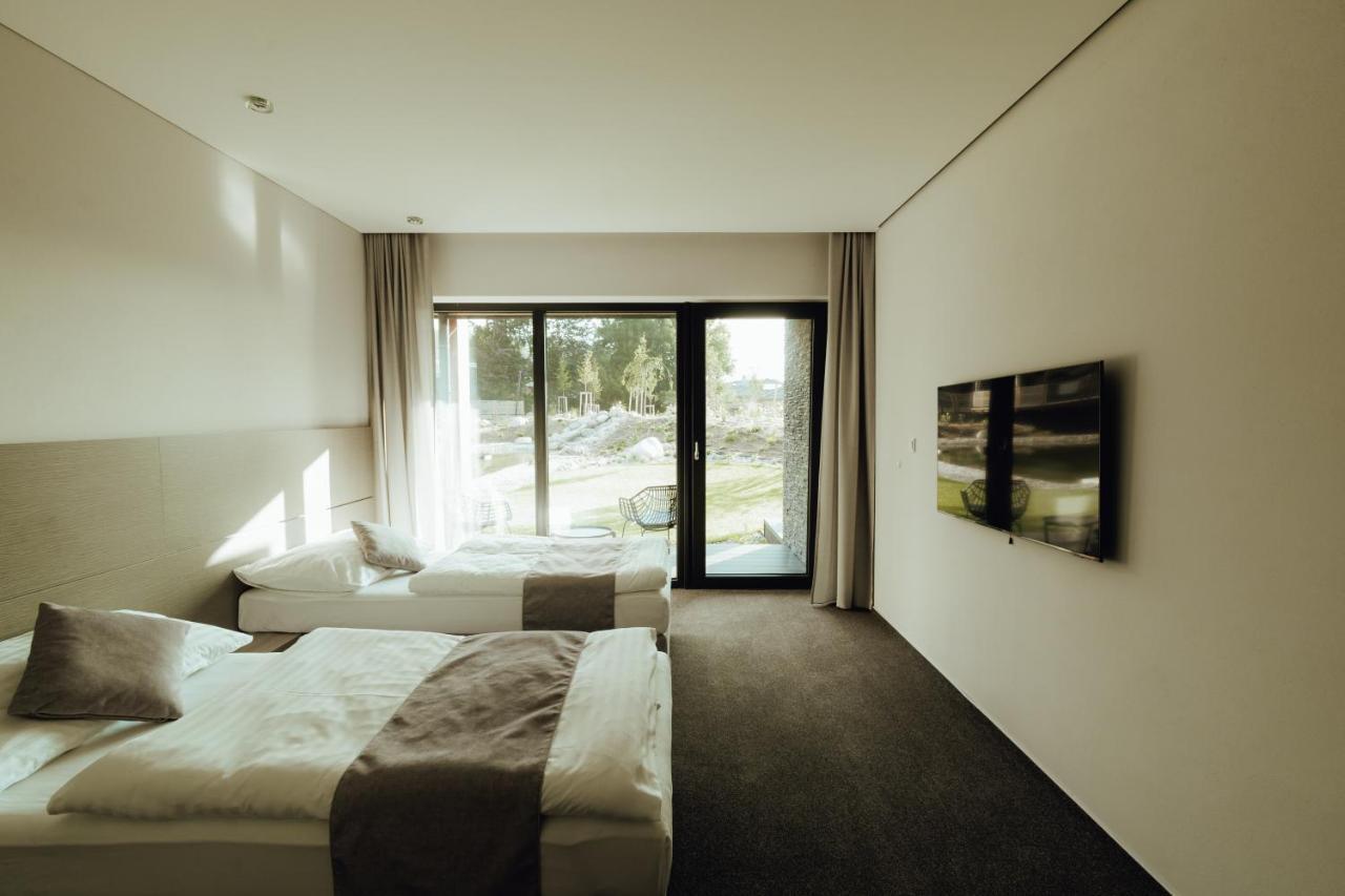 Hotel Resort Lovecka Basta สตราคอนนิส ภายนอก รูปภาพ
