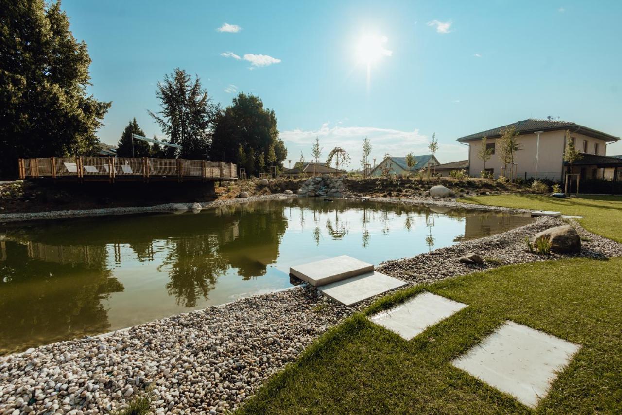 Hotel Resort Lovecka Basta สตราคอนนิส ภายนอก รูปภาพ